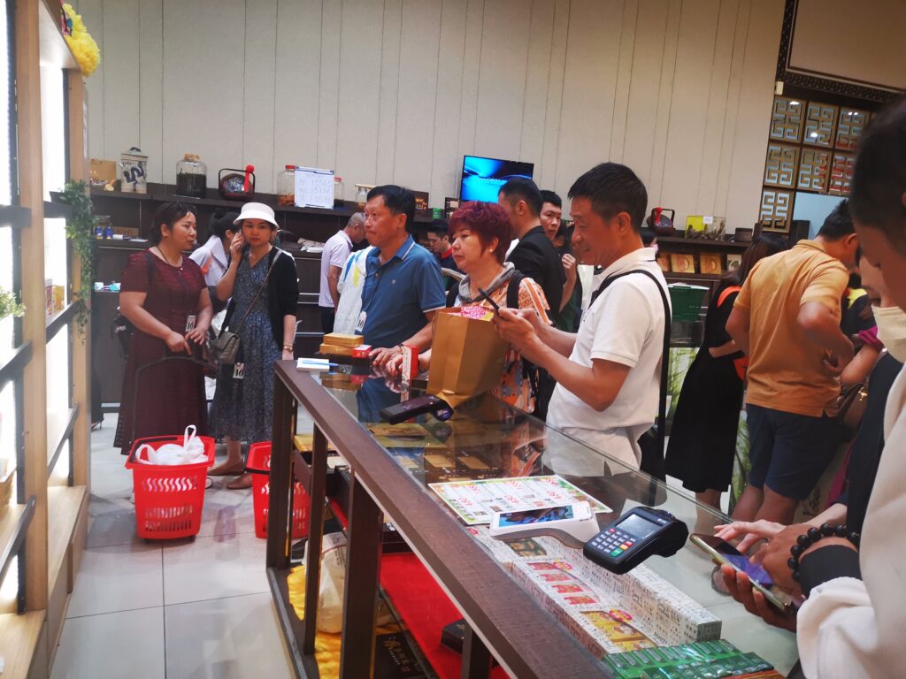 邓总参观