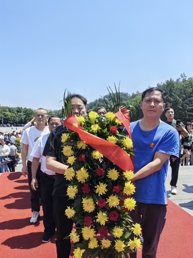 抬花篮